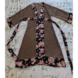 Flowy Pepper Floral 3/4 Sleeve Midi